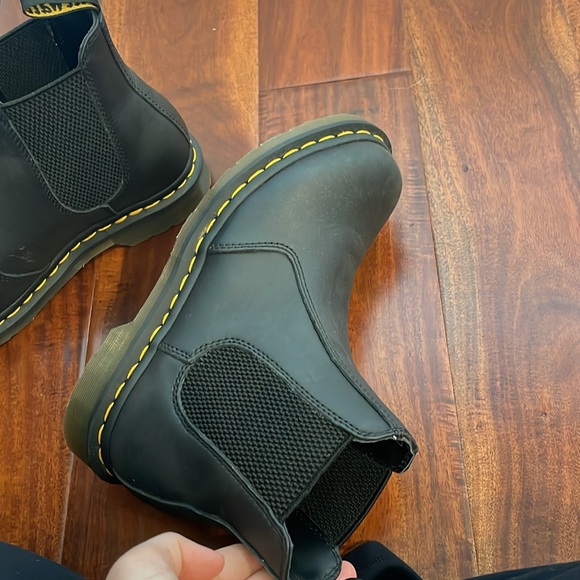 Dr. Martens US 7 M. 
Womens Dr. Martens 2976 Chelsea Boot - Black - Picture 3 of 4